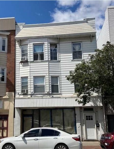 Building Photo - 304 Harrison Ave