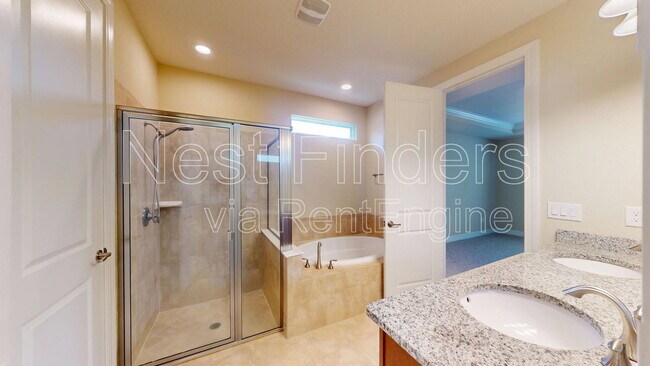 Building Photo - 29 Lakefront Ln