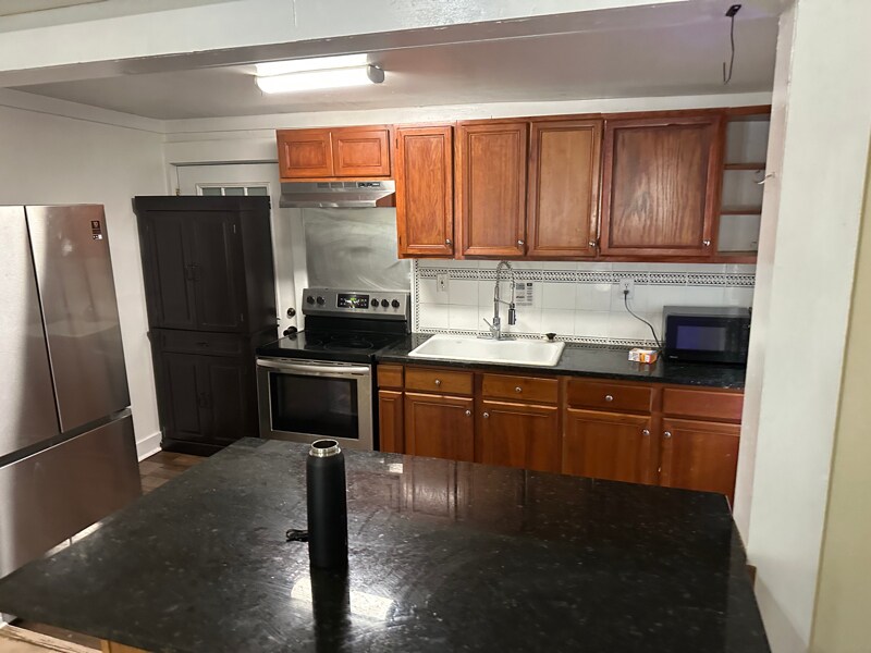 Building Photo - 24 Palmer St