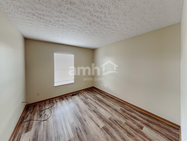 Building Photo - 6380 Kelsey Ct