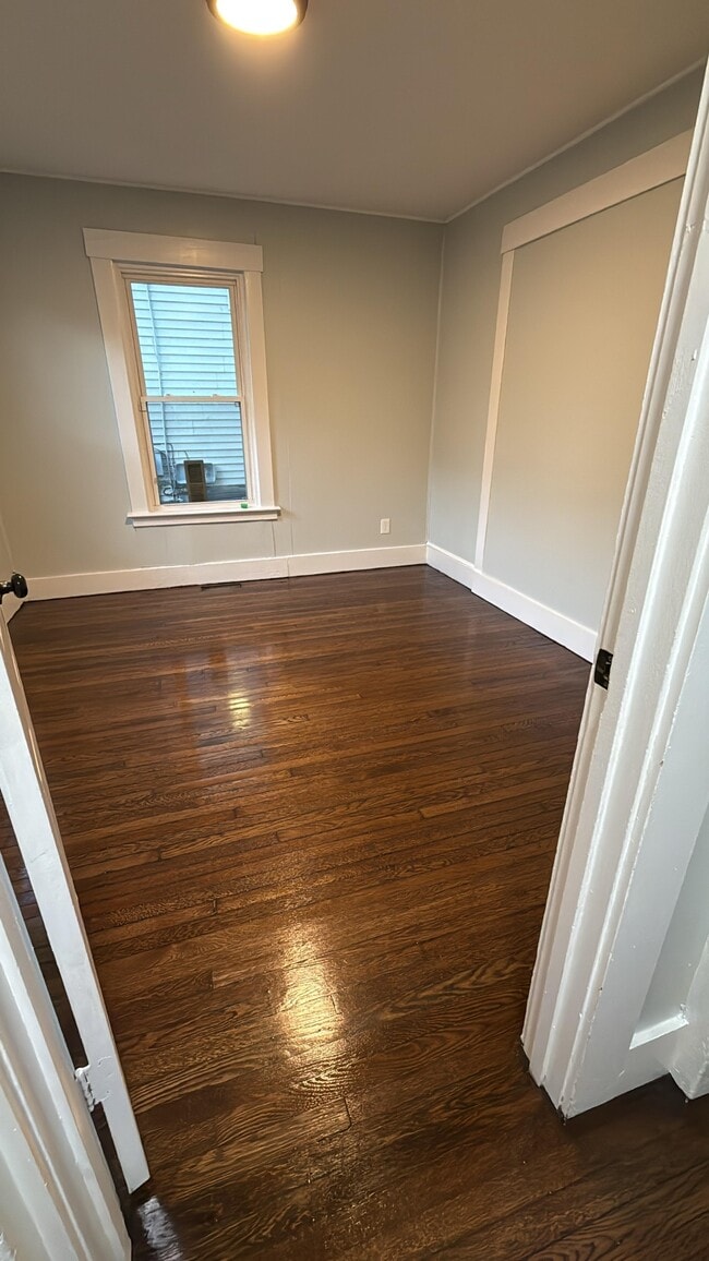 Building Photo - 251 Newhall St