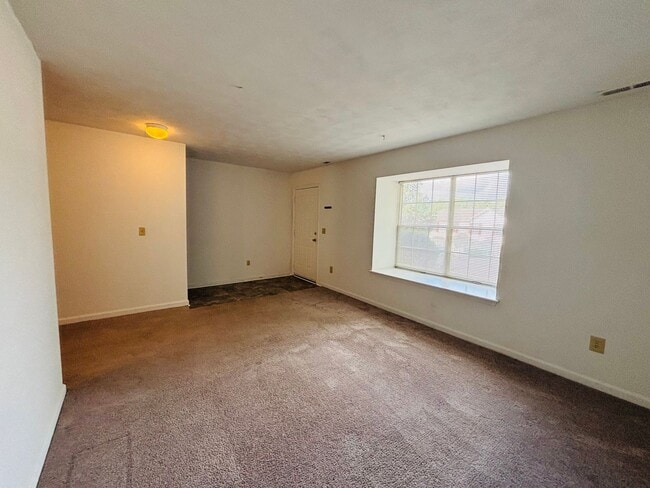 Building Photo - 1401 Christine Ct