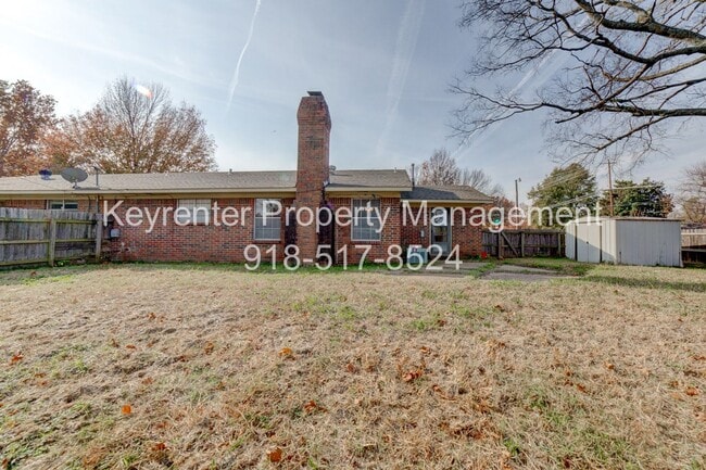 Building Photo - Beautiful 2bed/2bath Duplex!!