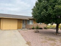 Building Photo - ALL PROSPECTIVE TENANTS MUST SUBMIT A $58 NON-REFUNDABLE APPLICATION FEE PER APPLICANT ONLINE AND...