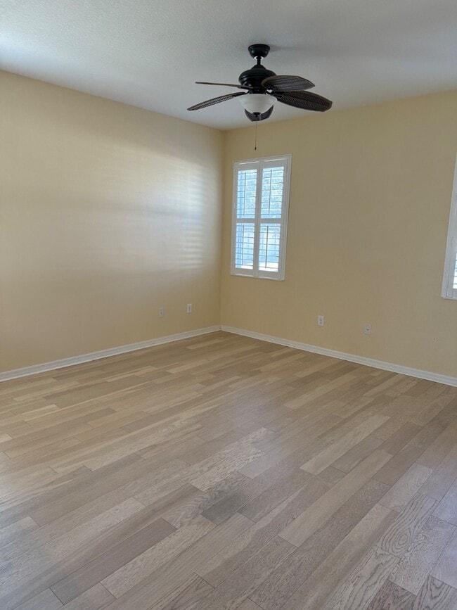 Building Photo - 17423 New Cross Cir