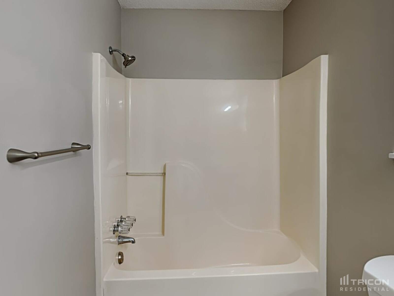 Building Photo - 104 Kells Dr