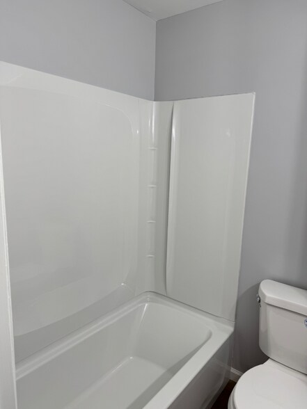 Building Photo - 74 Rickmar Ln