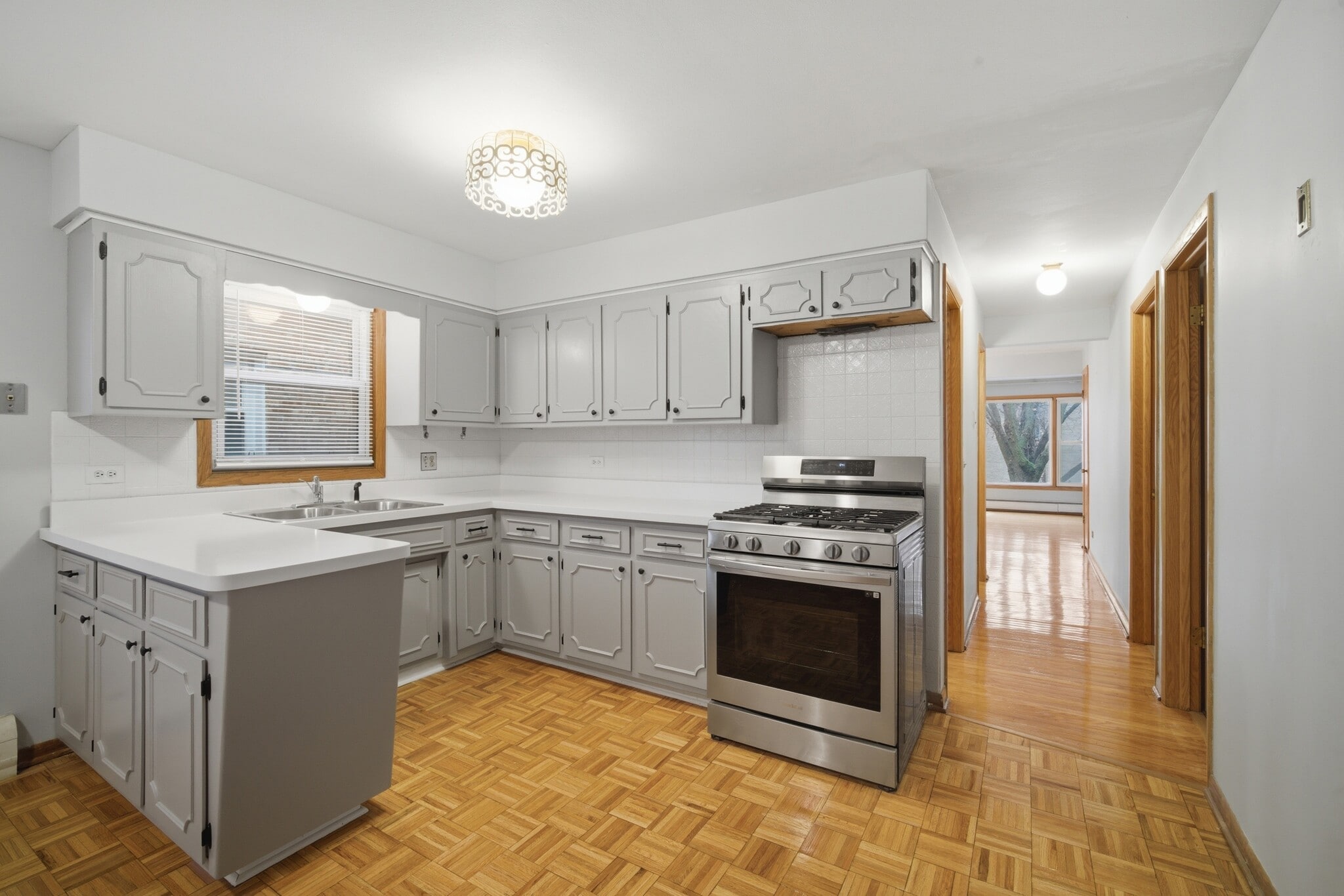 Building Photo - 8645 W Summerdale Ave