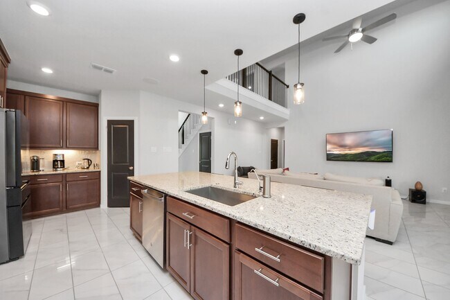 Building Photo - 21638 Laggan Clf Ln