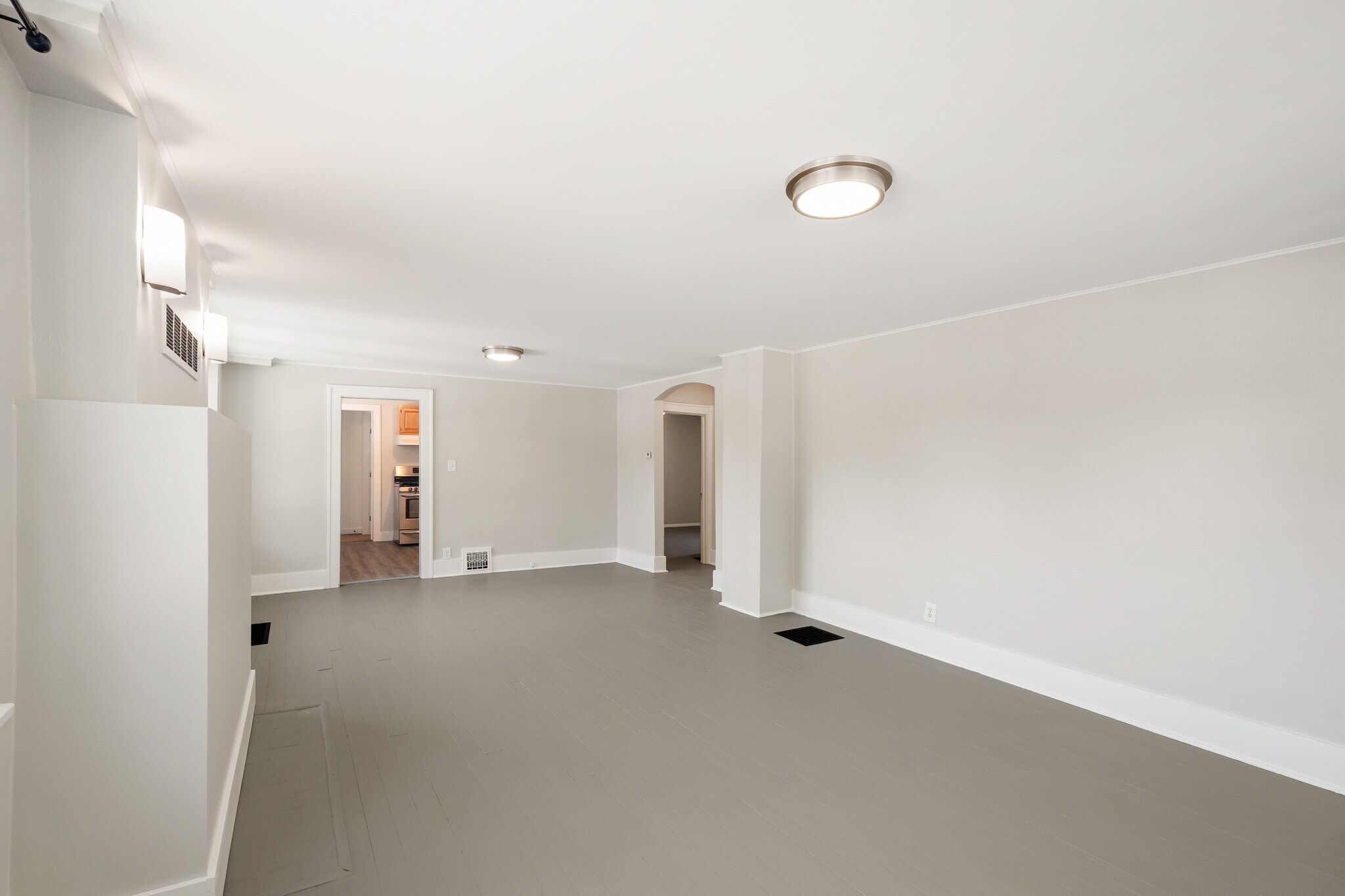Building Photo - 1112 Park Ave