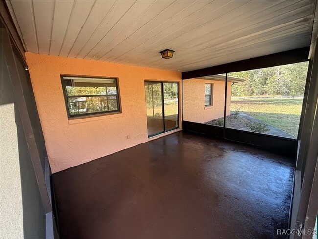 Building Photo - 6191 E Tenison St