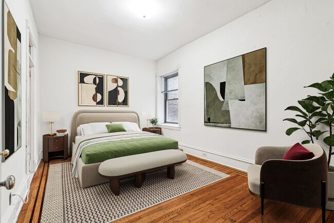 Building Photo - The Newport