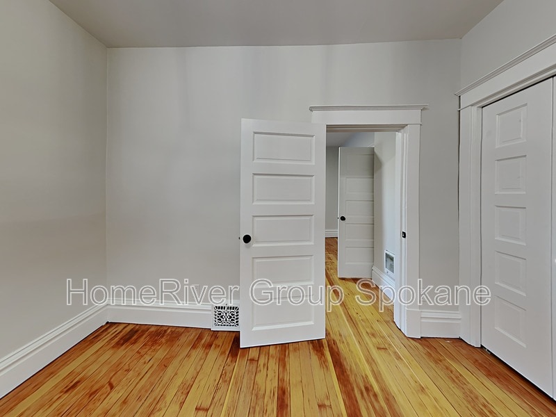Building Photo - 2503 N Madelia St