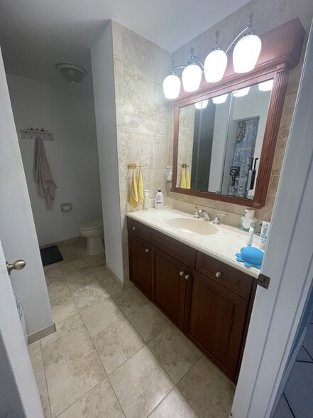 Building Photo - 17650 NW 77th Ct