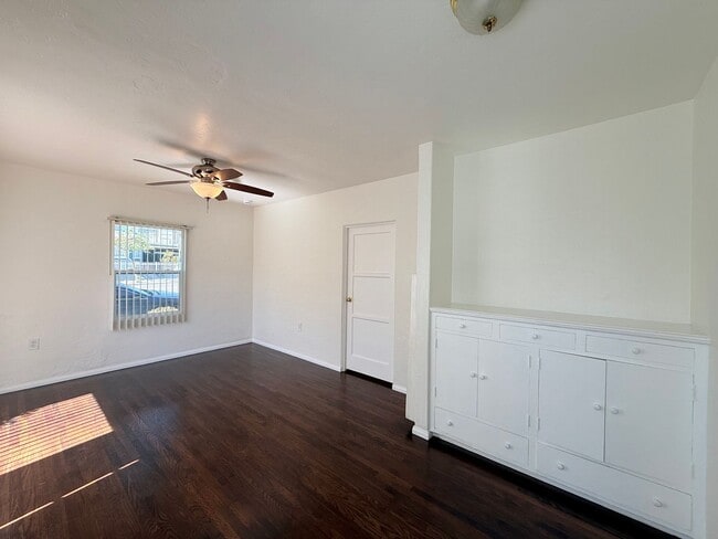 Building Photo - North Park 2/2+ Bonus room, garage and rea...