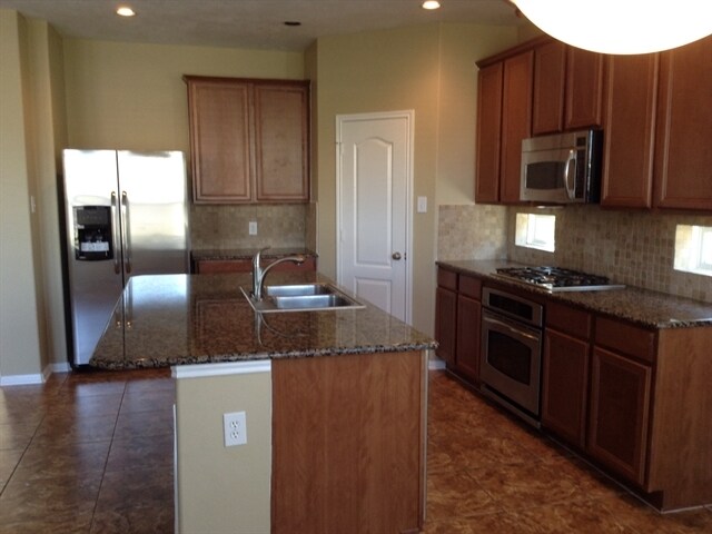 Building Photo - 5718 Emerald Brook Ln