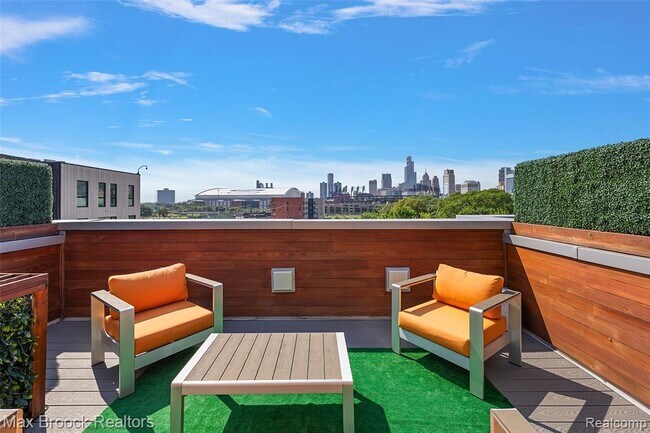 Building Photo - 284 Alfred St