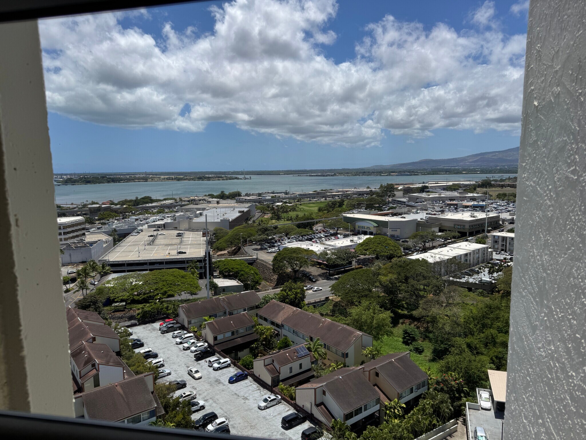 Building Photo - 98-410 Koauka Loop