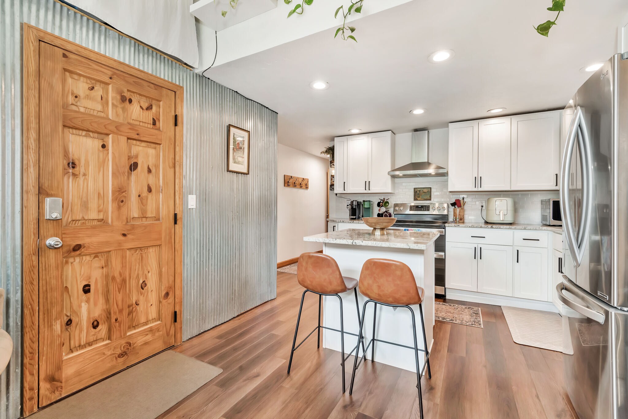 Building Photo - 3025 Columbine Dr