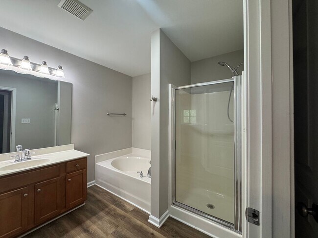 Building Photo - 9734 Cadman Ct