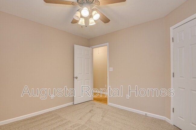 Building Photo - 4154 Hound Ct