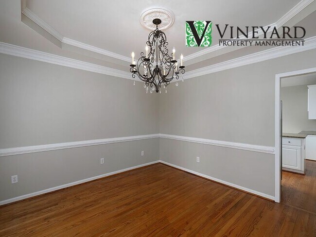Building Photo - 255 Henson Way