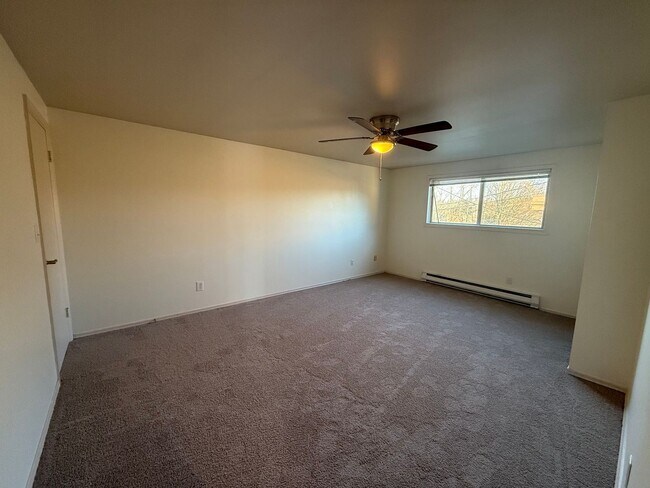 Building Photo - GOEL GUPTA