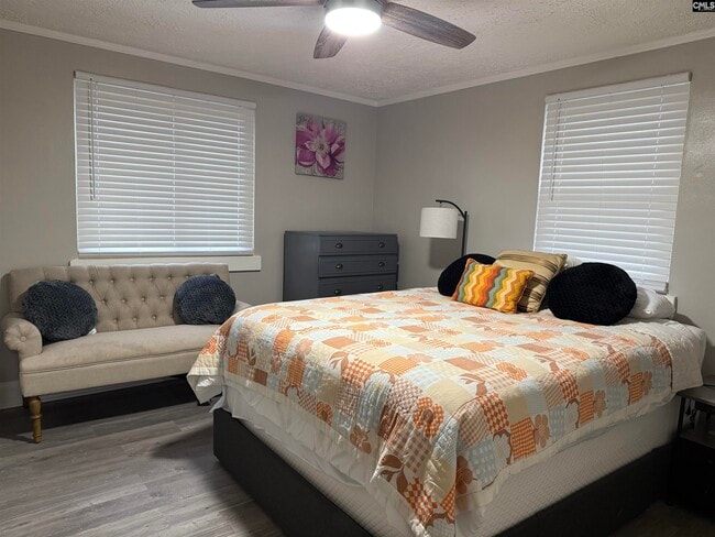 Building Photo - 3416 Hazelhurst Rd