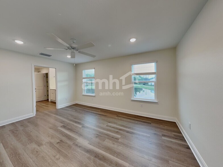 Building Photo - 2543 Feather Crst Dr