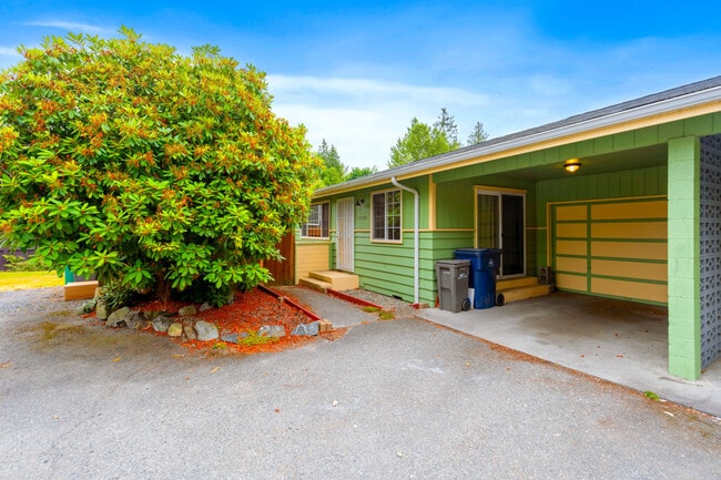 Building Photo - 15704 Ash Way