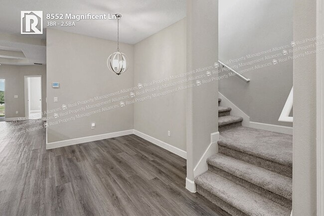 Building Photo - 8552 Magnificent Ln