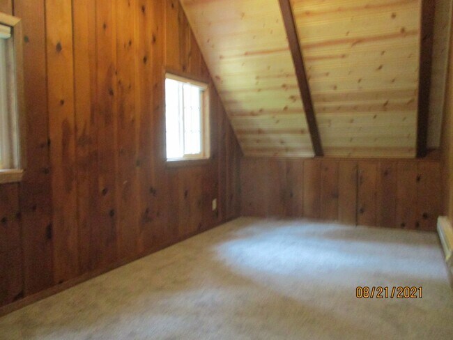 Building Photo - One Bedroom PLUS Loft!! Completely redone!  Beautiful Sierra Village Chalet!