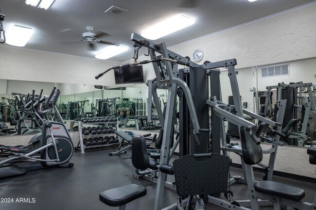 Building Photo - 7830 E Camelback Rd