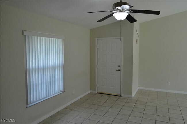 Building Photo - 906 SW 47th Terrace