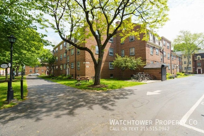 Building Photo - 734 North Terrace