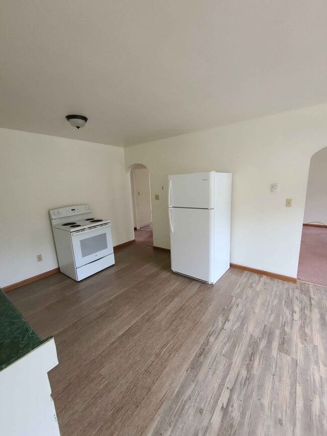 Building Photo - 13825 Maple Tree Ln SW