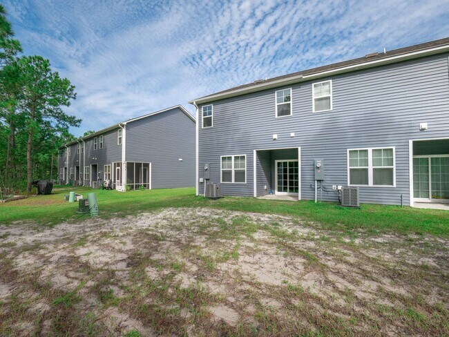 Building Photo - 355 S Stingray Ln