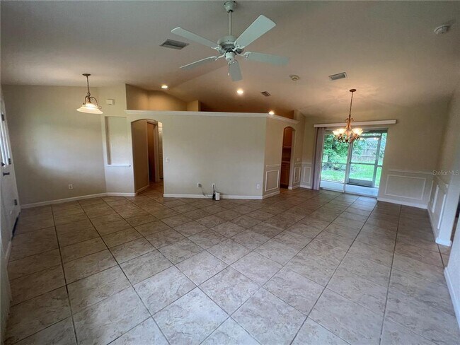 Building Photo - 1651 S Cranberry Blvd