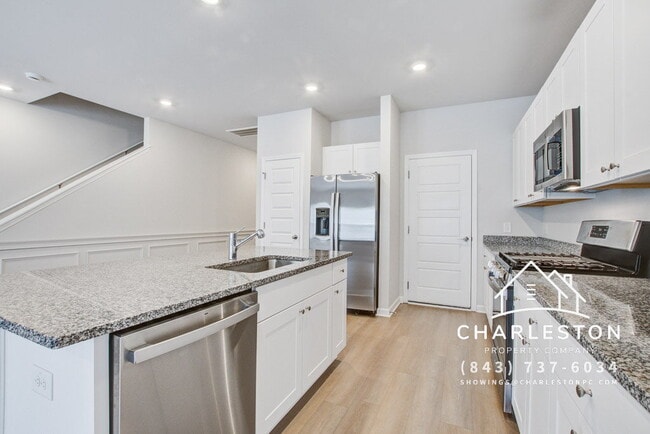 Building Photo - 4105 Quincy Adams Ln
