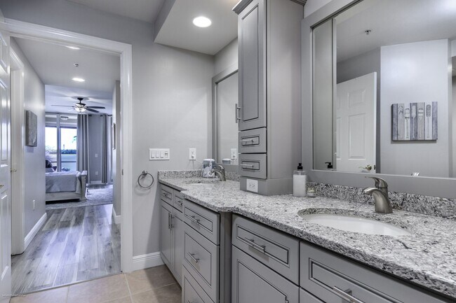 Building Photo - TURNKEY FURNISHED EXECUTIVE RENTAL IN BURN...