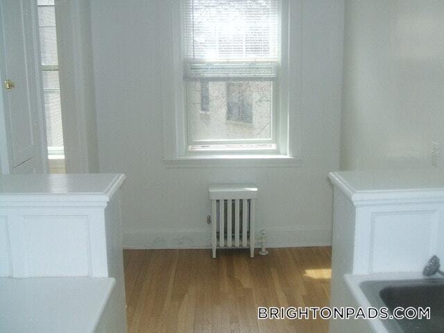 Building Photo - 100 Kilsyth Rd