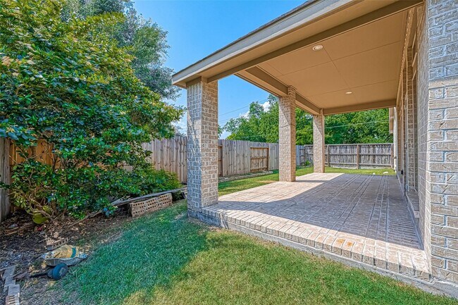 Building Photo - 6206 Falling Briar Lane