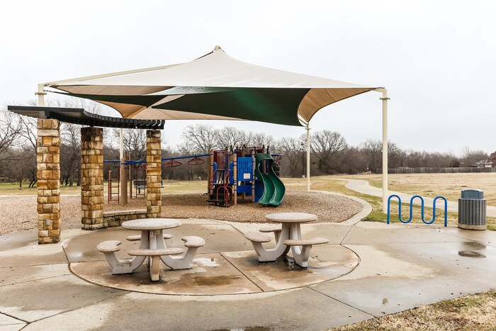 Building Photo - 7014 Snowivy Ct