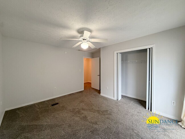 Building Photo - Great 2 Bedroom Townhouse in Fort Walton!