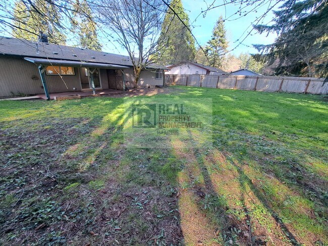 Building Photo - Newly Updated 3 Beds, 2 Bath Home on Quiet Street