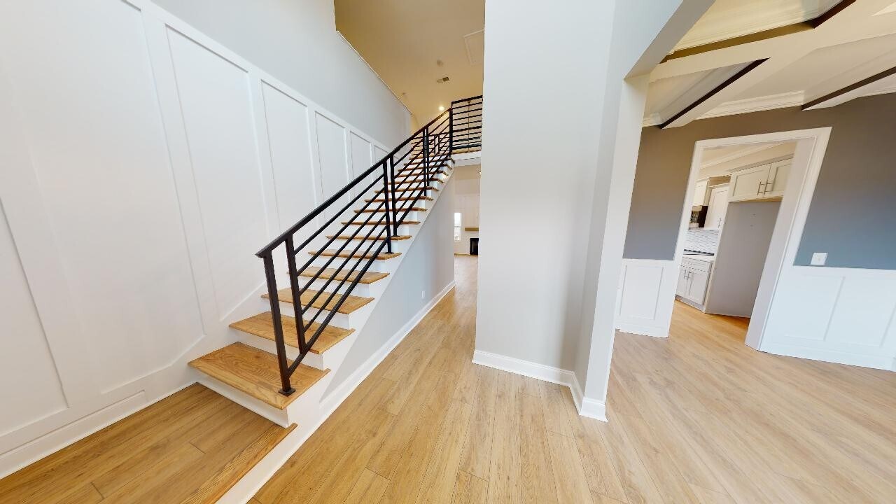 Building Photo - 217 Bluebell Dr