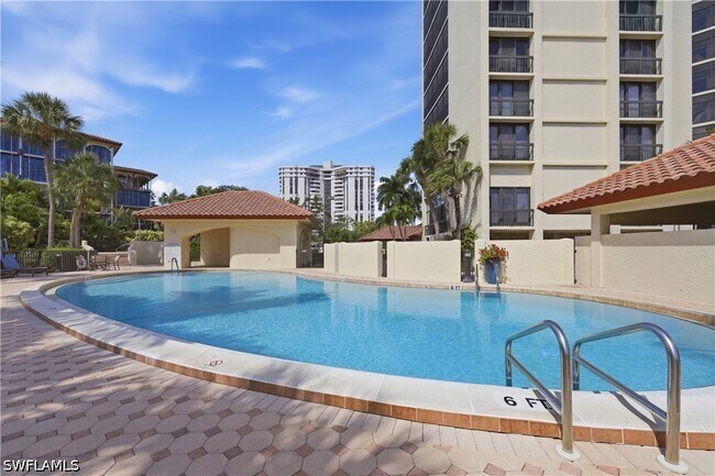 Building Photo - 6080 Pelican Bay Blvd