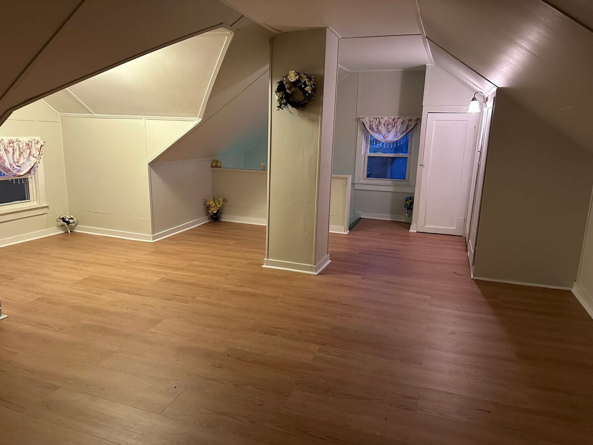 Building Photo - 269 N 1st Ave