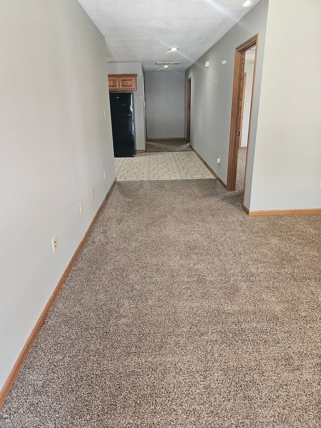 Building Photo - 520 E Park St