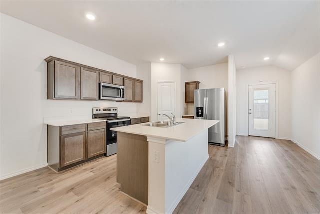 Building Photo - 623 Sweet Dream Wy